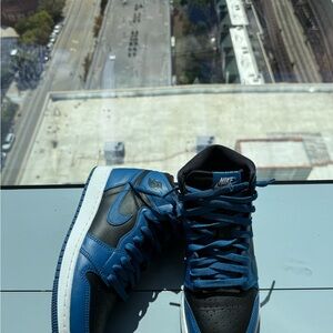2022 Air Jordan 1 retro high OG’ dark marina blue’